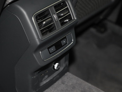 奥迪Q5L 2024款 40 TFSI 豪华动感型