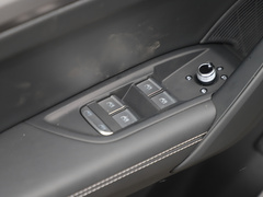 奥迪Q5L 2024款 45 TFSI 豪华动感型