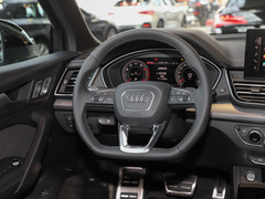 奥迪Q5L Sportback 2024款 40 TFSI 豪华型