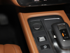 英菲尼迪QX60 2024款 2.0T 四驱卓越版