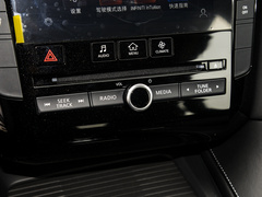 英菲尼迪QX50 2024款 2.0T 两驱时尚版