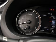 英菲尼迪QX50 2024款 2.0T 两驱时尚版