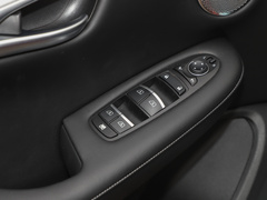 英菲尼迪QX50 2024款 2.0T 四驱豪华版