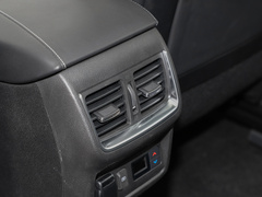 英菲尼迪QX50 2024款 2.0T 四驱豪华版