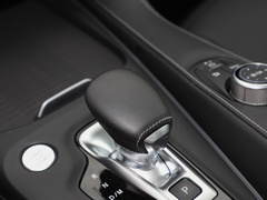 英菲尼迪QX50 2024款 2.0T 四驱豪华版