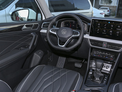途观L 2024款 300TSI 自动两驱智享版