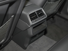 奥迪A6 旅行版 2024款 allroad quattro 55 TFSI 尊享越野型