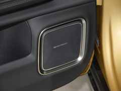 Polestar 4 2024款  单电机标准续航PLUS