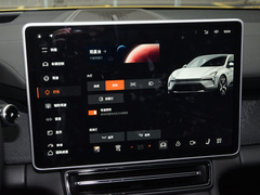 Polestar 4 2024款  单电机标准续航PLUS