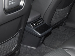 Polestar 4 2024款  双电机长续航PLUS