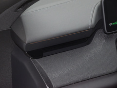 Polestar 4 2024款  双电机长续航PLUS