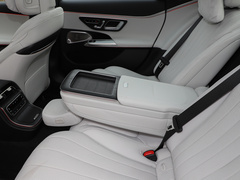 奔驰E级 2024款 E 300 L 尊贵型