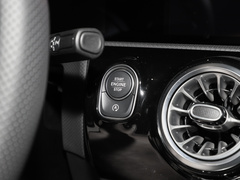 奔驰CLA 2024款 CLA 260 4MATIC 猎跑车