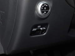 奔驰C级 2024款 改款 C 260 L 运动版