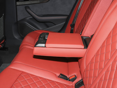 奥迪S4 2024款 S4 3.0TFSI