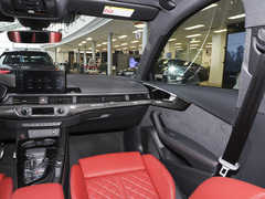 奥迪S4 2024款 S4 3.0TFSI