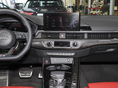 奥迪S4 2024款 S4 3.0TFSI