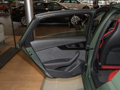 奥迪S4 2024款 S4 3.0TFSI
