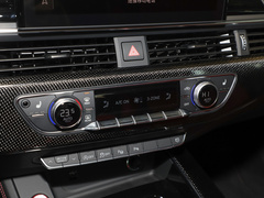 奥迪S4 2024款 S4 Avant 3.0TFSI