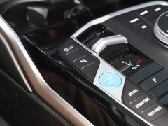 宝马i3 2024款 eDrive 35 L