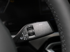 宝马i3 2024款 eDrive 35 L