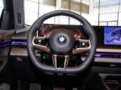 宝马5系 2024款 530Li 领先型 M运动套装