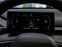 驱逐舰05 2024款 荣耀版 DM-i 120KM 尊贵型