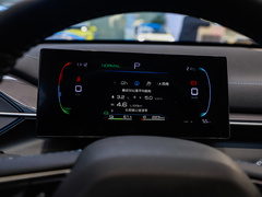 驱逐舰05 2024款 荣耀版 DM-i 120KM 尊贵型
