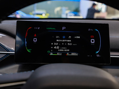 驱逐舰05 2024款 荣耀版 DM-i 120KM 尊贵型