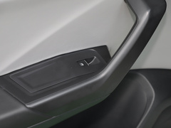 T-ROC探歌 2024款 300TSI DSG两驱辰光版