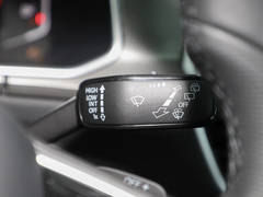 T-ROC探歌 2024款 300TSI DSG两驱辰光版