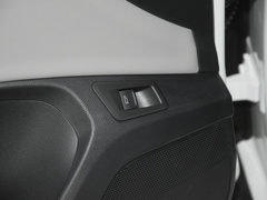 T-ROC探歌 2024款 300TSI DSG两驱辰光版