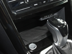T-ROC探歌 2024款 300TSI DSG两驱辰光版