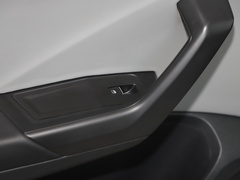 T-ROC探歌 2024款 300TSI DSG两驱星光版