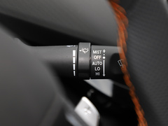 长安UNI-V 2024款 1.5T 尊贵运动型