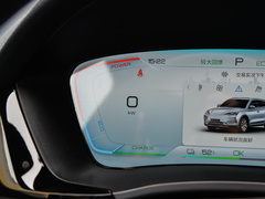 宋PLUS新能源 2024款 荣耀版 EV 520km 尊贵型