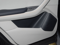 宋PLUS新能源 2024款 荣耀版 EV 520km 旗舰型