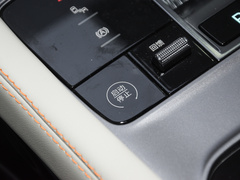 宋PLUS新能源 2024款 荣耀版 EV 520km 旗舰型