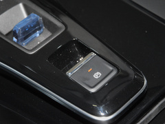 皓瀚 2024款 荣耀版 DH-i 1.5T 豪华型