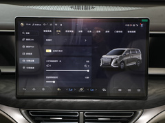 腾势D9 2024款 EV 600 四驱尊贵型