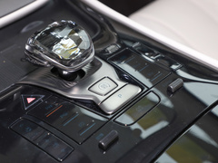 腾势D9 2024款 EV 600 四驱旗舰型