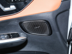 奔驰GLC 2024款 GLC 260 L 4MATIC 豪华型 5座