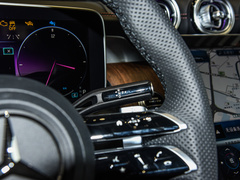 奔驰GLC 2024款 GLC 300 L 4MATIC 动感型 5座