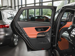 奔馳GLC 2024款 GLC 300 L 4MATIC 豪華型 5座