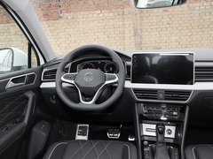途观L 2024款 出众款 330TSI 自动两驱R-Line龙耀版