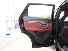 捷途X70 PLUS 2024款 冠军版 1.5T 手动冠军 7座