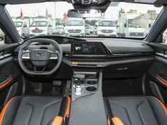 长安UNI-V 2024款 1.5T 高能版