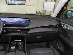 昂科威Plus 2024款 昂科威Plus 28T 四驱尊享版