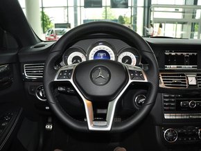奔驰(进口)  CLS350 3.5L 方向盘整体