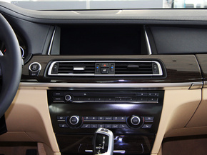 宝马(进口)  740Li 3.0T 中控台中央特写
